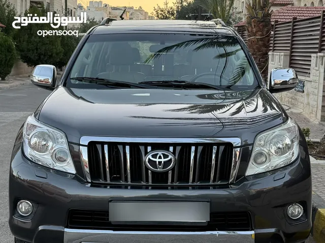 Toyota Prado 2013 Fully loaded 7 Jayed 1 owner 7 seats 4000 cc 4x4 Sunroof Leather seats heated