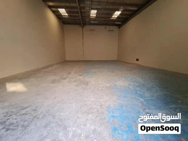 للإيجار السنوي – مستودع مميز في المنطقة الصناعية 15 – الشارقة