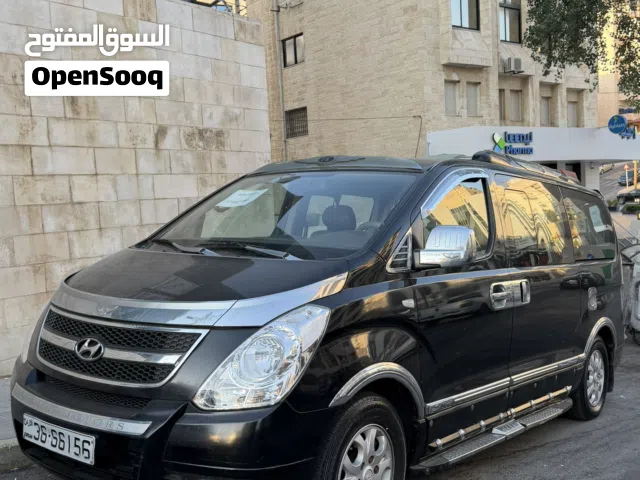 2014 هيونداي H1 Standard