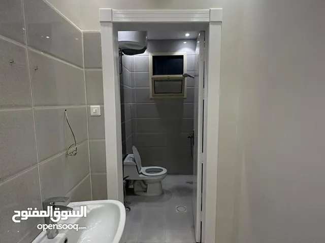 100 m2 2 Bedrooms Apartments for Rent in Hail Al Aziziyah