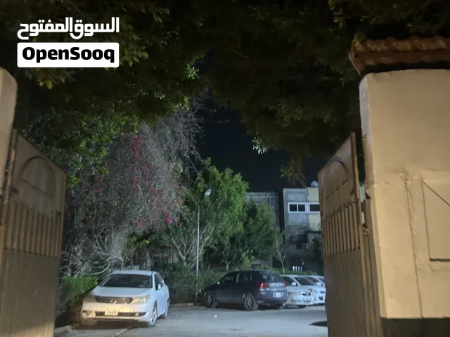 شقة للبيع في حي راقي