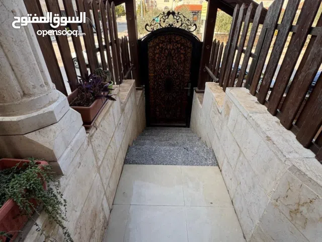 154 m2 3 Bedrooms Apartments for Sale in Irbid Al Hay Al Sharqy