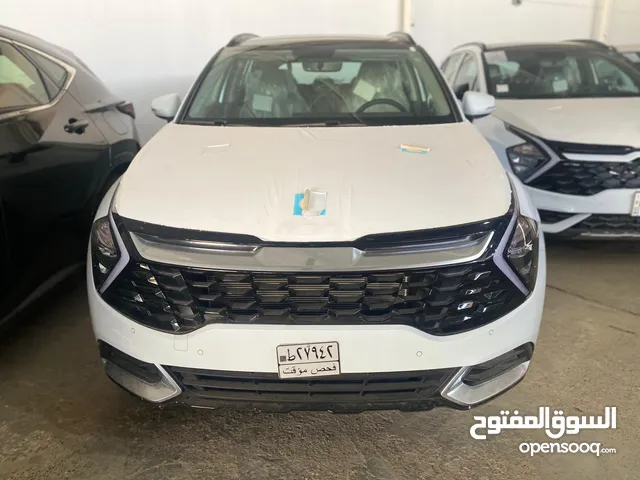 سبورتاج موديل 2025 بانوراما ضمان الدولية المقاعد الأمامية كهرباء جنطة كشنات تدفئة كهرباء حساس ام