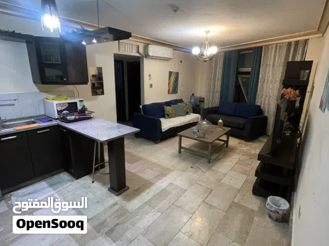 شقة مفروشة
