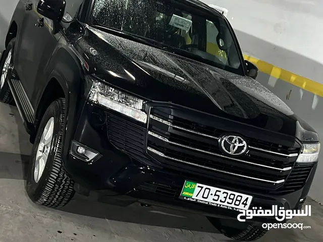Toyota Land Cruiser in Amman