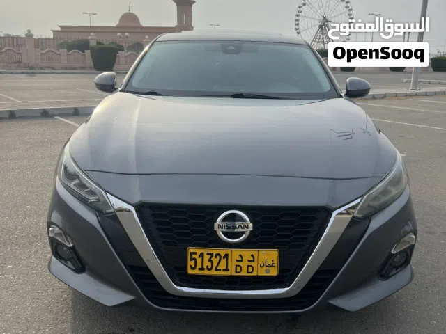 Used Nissan Altima in Al Batinah
