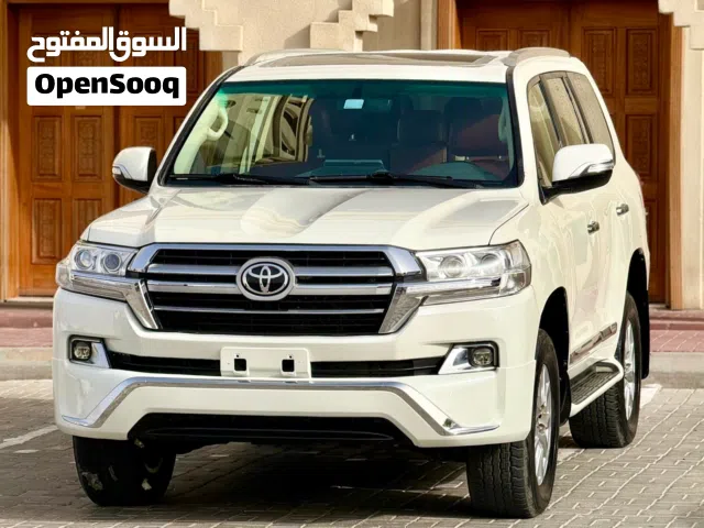 Used Toyota Land Cruiser in Dubai