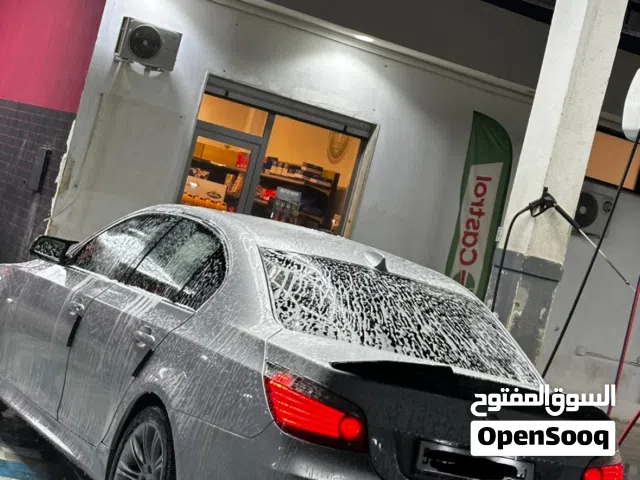 2009 بي ام دبليو الفئة 5 528