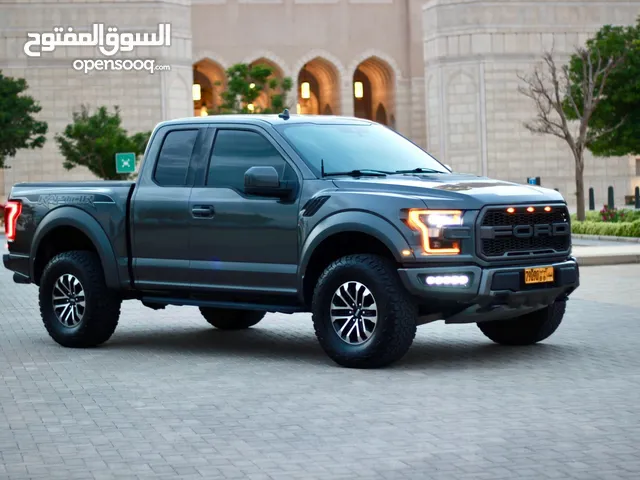 Ford Raptor 2020 للباحثين عن النوادر والسيارات القوية )باب ونصف)