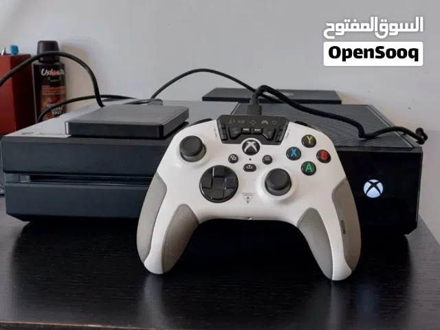 Xbox one all black with turtle beach controller