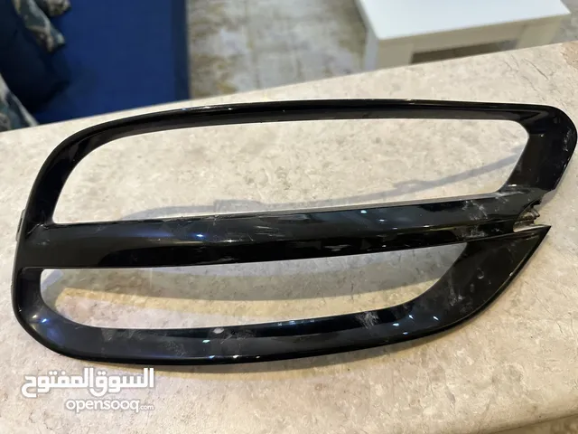 عاكس سبورتاج امريكيه الجهه اليمين