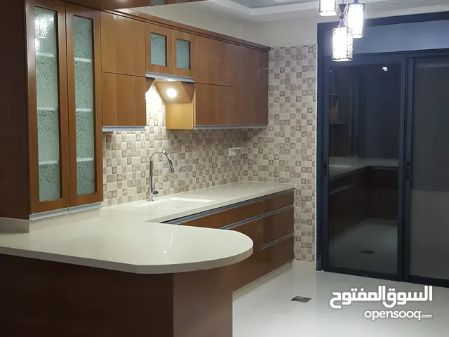 شقة مميزة للبيع في المصايف قرب مدرسة الاوائل الدفع كاش او عن طريق البنك