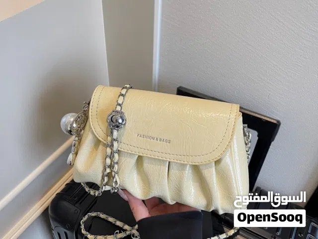 جنطة نسائية جلد متوفرة باربع ألوان