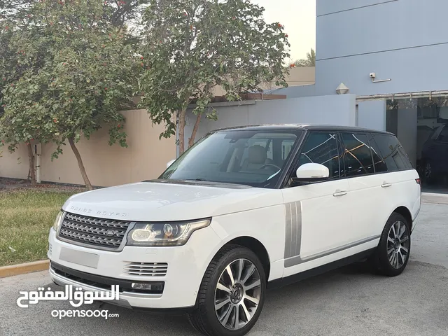 Range Rover Vogue Model 2015 Clean Condition