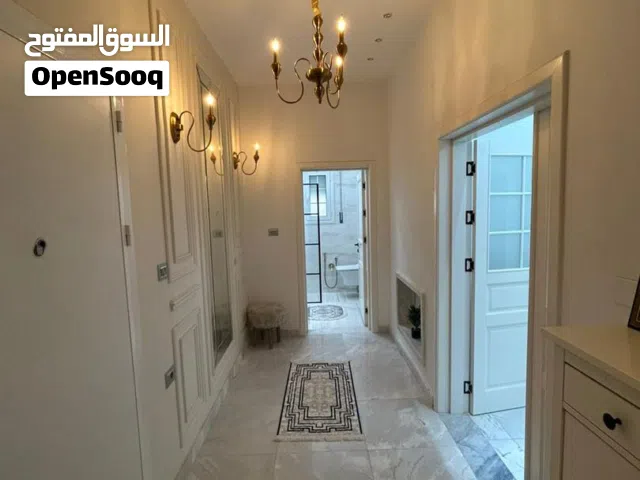 130 m2 3 Bedrooms Apartments for Rent in Tripoli Al-Serraj