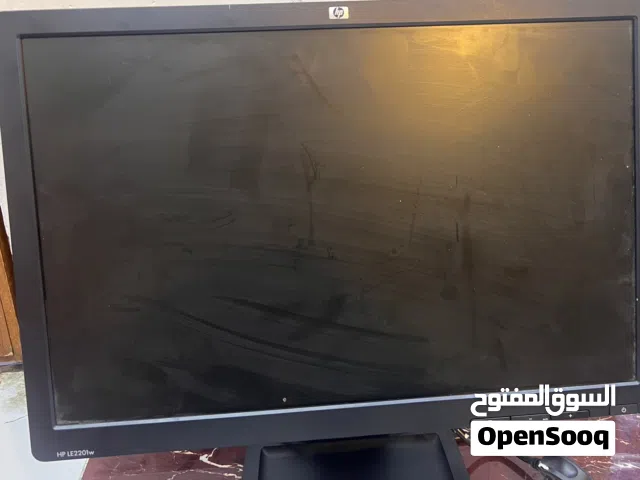 شاشه تلفزيون 32 للبيع مع شاشتين كمبيوتر hp