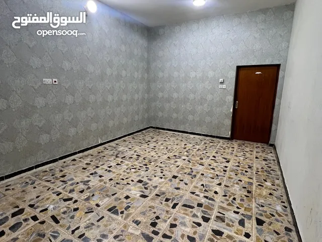 بيت للايجار طابقين 200 متر الجبيلة قرب مستشفى الشفاء