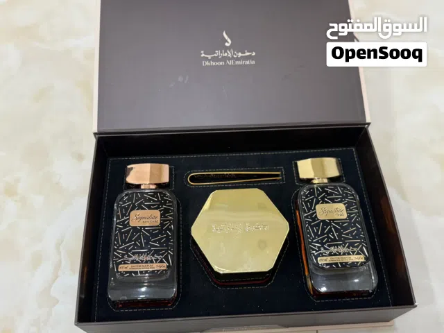 بكج مكون من عطرين وبخور من دخون الإماراتية