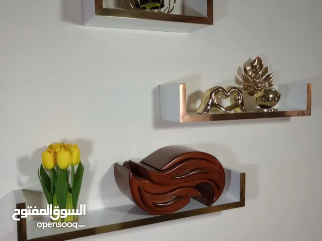 ديكور خشبي عصري وفاخر لمنزلك أو مكتبك!