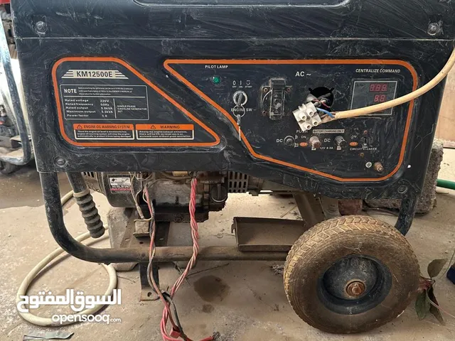 مولدات عدد 2 شغالات وحده عالغاز والثانيه عالكاز