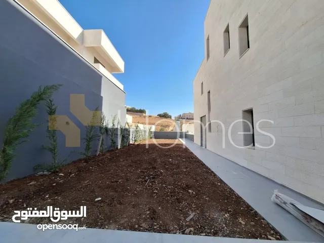 500 m2 5 Bedrooms Villa for Sale in Amman Dabouq