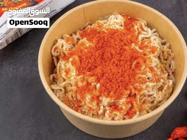 للبيع كافتيريا في صناعية العين مع الرخصة التجاريه.
