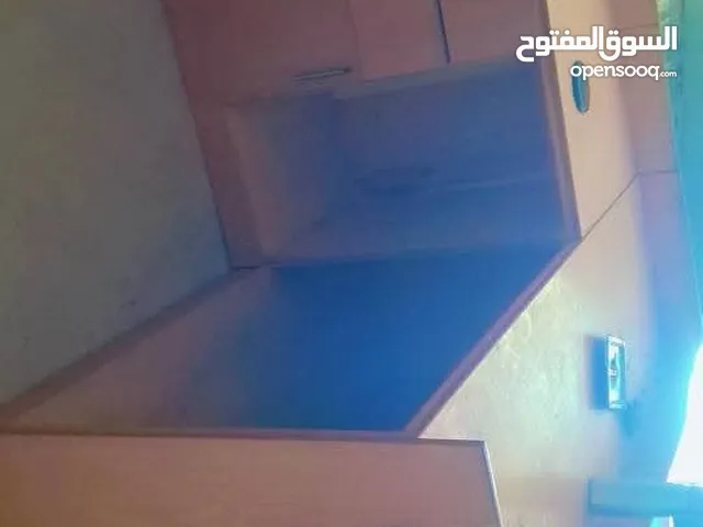 مكتب خشب عدد 2