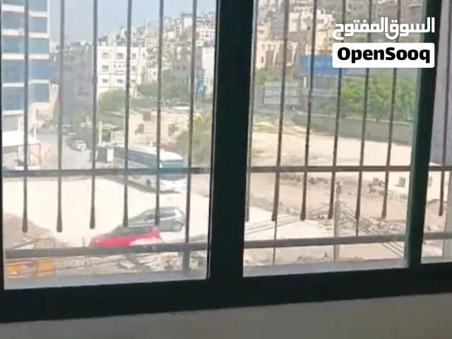 مكتب مميز مطل قريب من سيتي سنتر يصلح لكافة الانشطه. واصل الماء والكهرباء