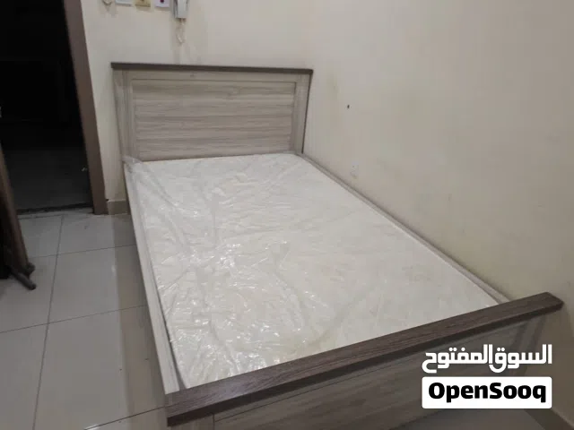 سرير بالمرتبه bed with mattress