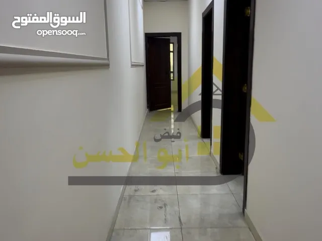 شقة لايجار في منطقة الجزائر حديثة ضمن بناية بمساحة 125 متر. ـ1
