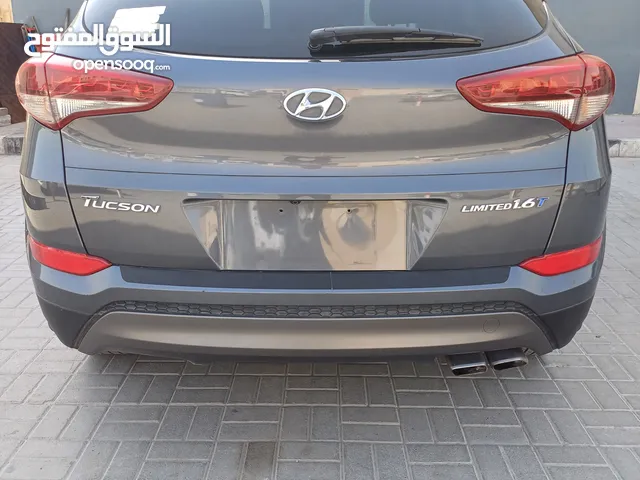 هونداى توسان موديل موديل 2016 امريكى بدون حوادث رفرف فقط ايرباق وكاله صبغ وكاله