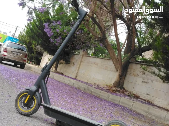سكوتر للبيع اقرا الوصف