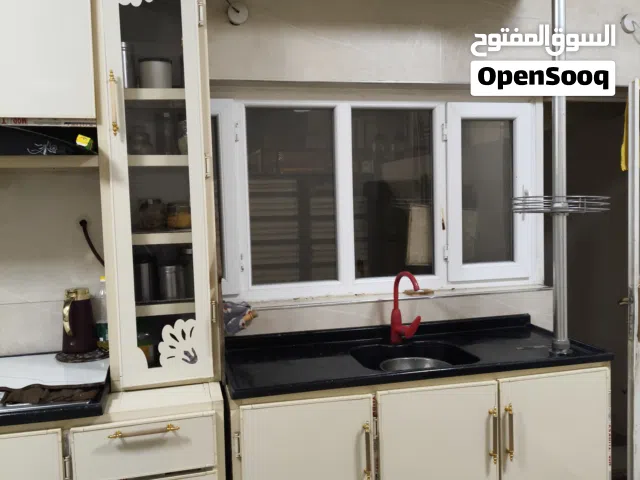 مطبخ استعمال سنه وحده فقط