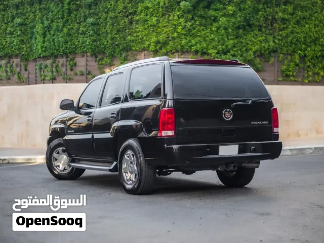2003 كاديلاك اسكاليد Standard