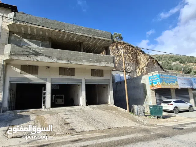 محلات للايجار في برقين شارع رئيسي