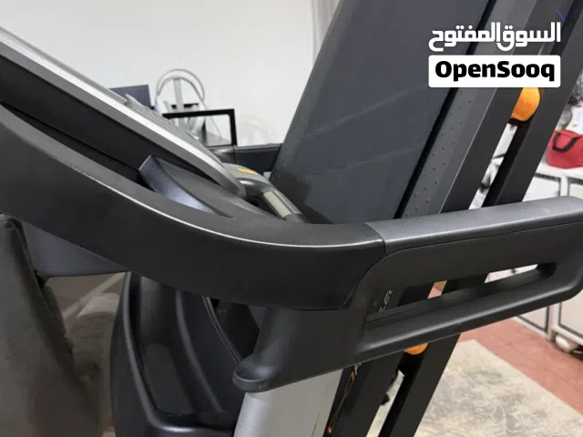 جهاز سير رياضي شبه جديد
