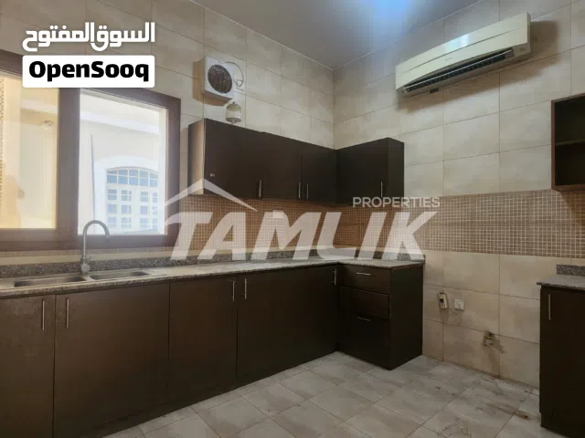 Commercial Villa for Rent in Azaiba REF 366MC