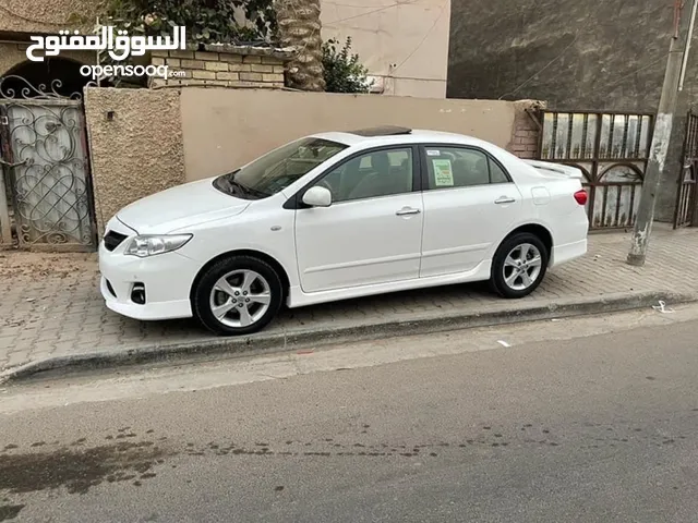 Sedan Toyota in Basra
