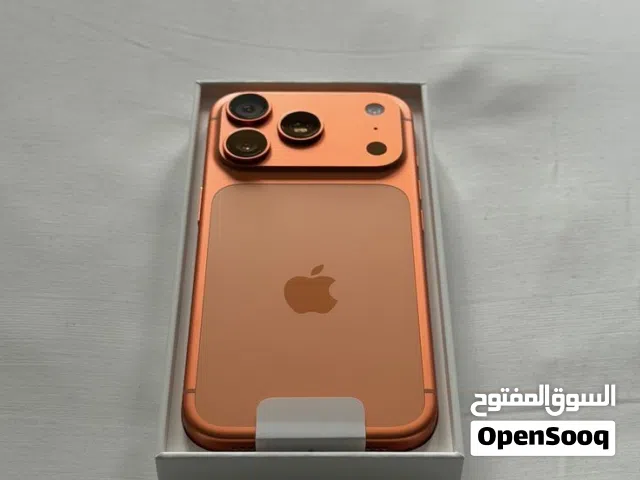 آيفون 17 برو برتقالي مستعمل بحالة ممتازة مع الكرتونة والشاحن - سعة 256 جيجابايت
