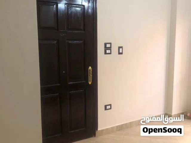 شقة للبيع ستة اكتوبر الحي الرابع من المالك مباشرة