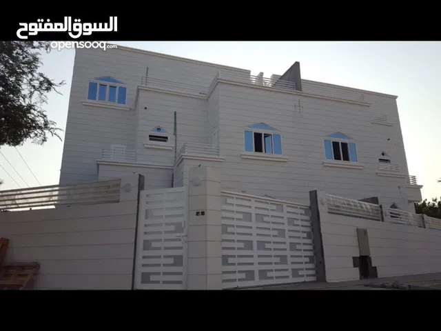 300 m2 More than 6 bedrooms Villa for Rent in Muscat Seeb