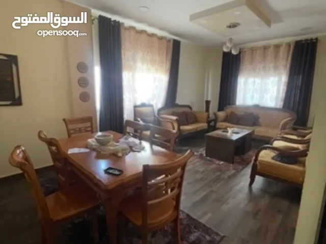 بيت مستقل للبيع