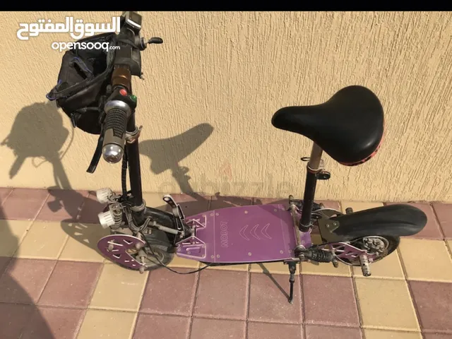 اسكوتر من نوع moboot نظيف