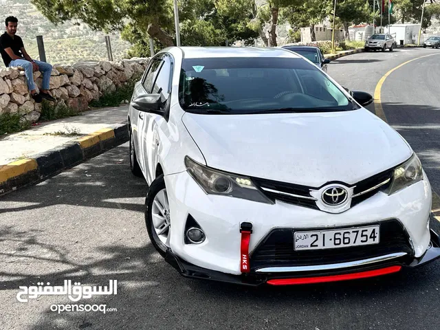 Used Toyota Auris in Ajloun