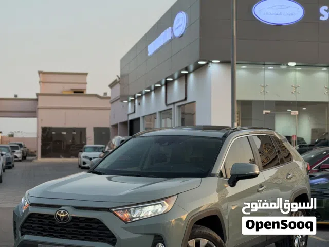 2021 Toyota RAV 4 XLE
