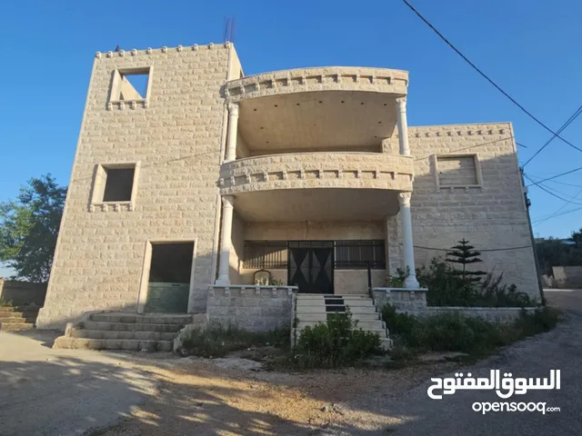 480 m2 More than 6 bedrooms Townhouse for Sale in Ramallah and Al-Bireh Kaubar