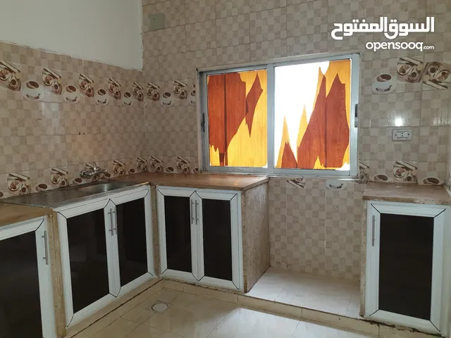 70 m2 3 Bedrooms Apartments for Sale in Irbid Al Matla'