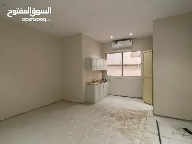 180 m2 5 Bedrooms Apartments for Rent in Tabuk Al safa
