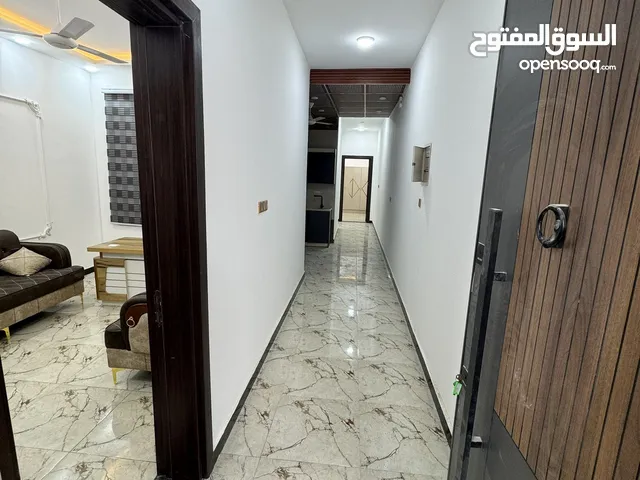 100 m2 3 Bedrooms Apartments for Rent in Basra Tuwaisa