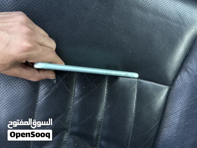 Apple iPhone 11 64 GB in Tripoli